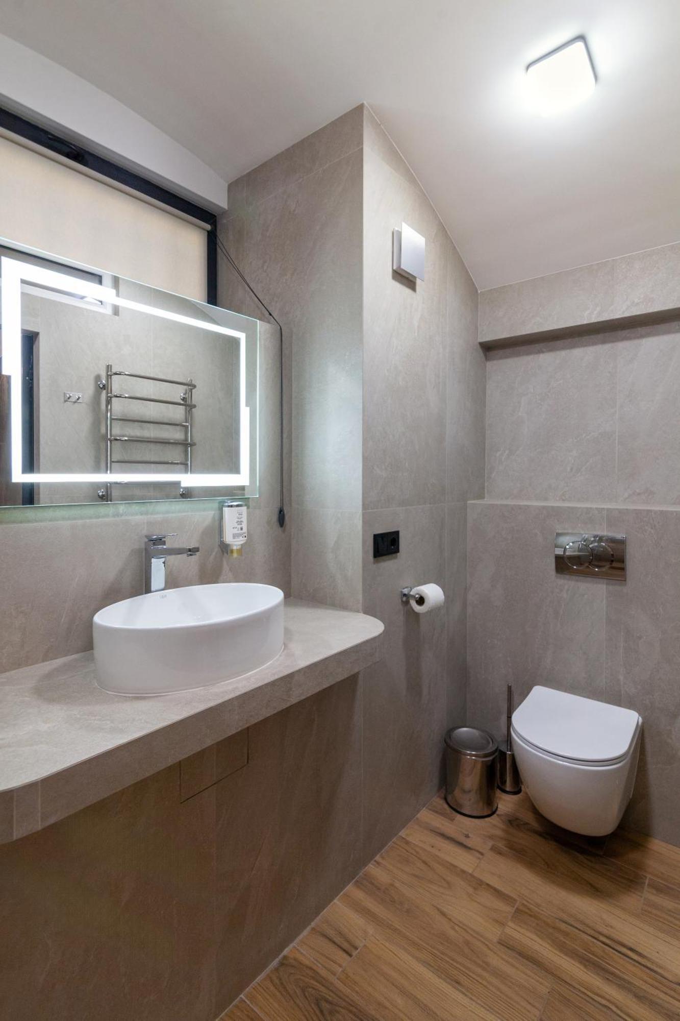 Royal Hot Jucuzzi Apartment